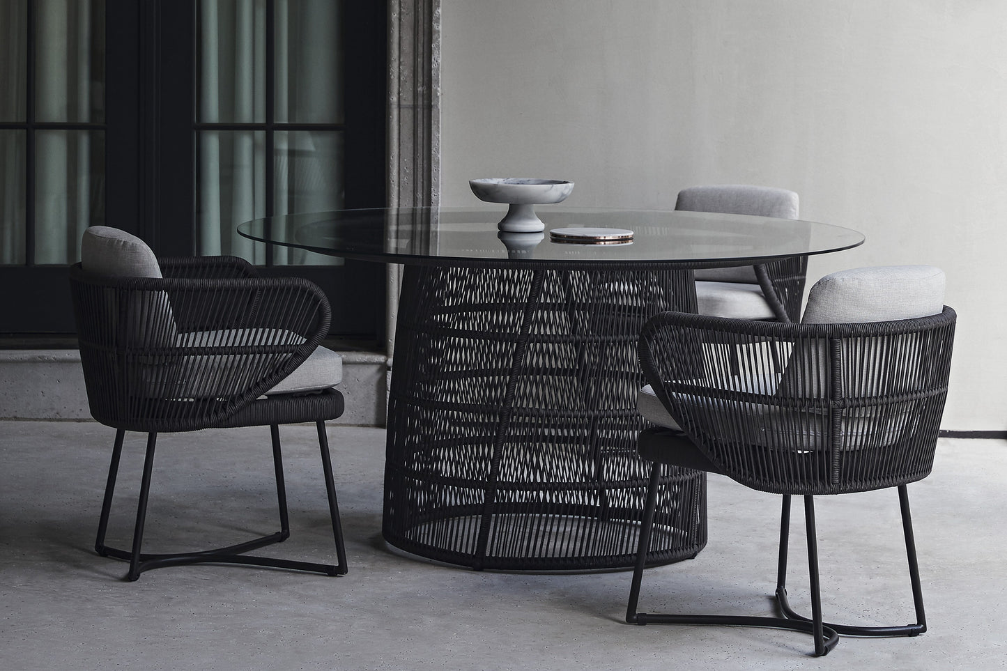 Cuff Round Dining Table 54"