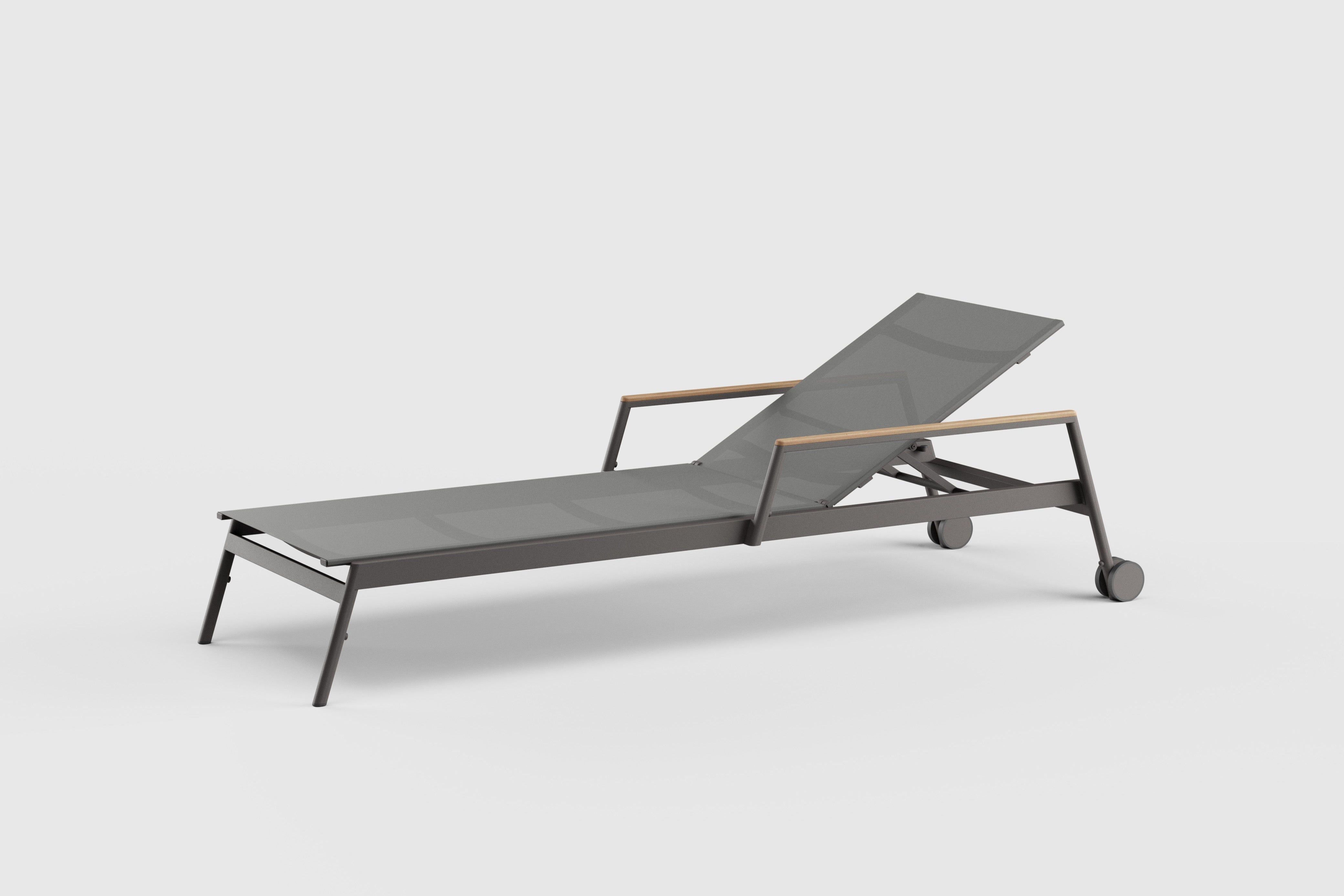 Greenwich Chaise Arm & Wheels batyline Stackable