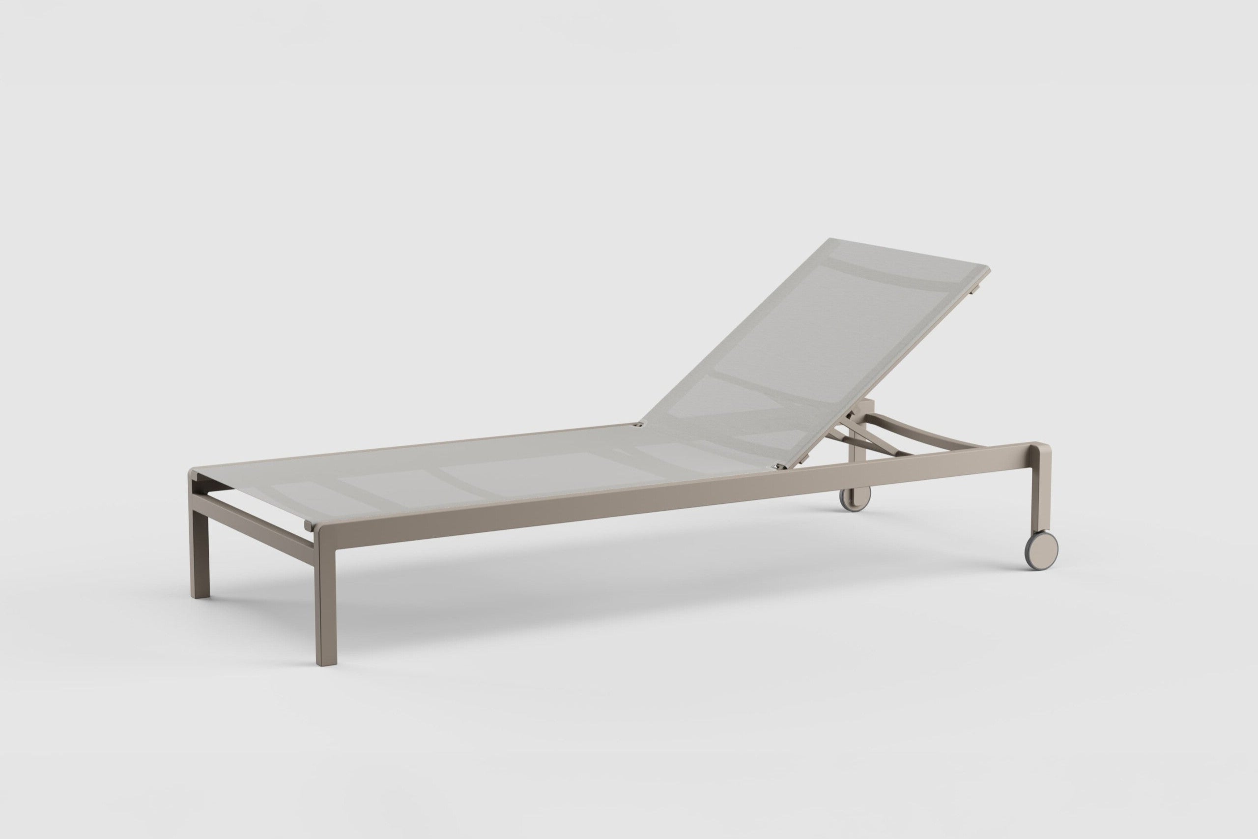 Taos Chaise With Wheels